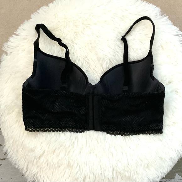 Victoria’s Secret Bra Size 34B - Picture 3 of 6